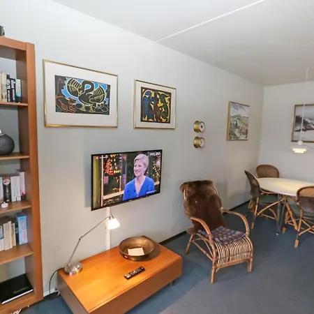 Paen Beliggende Pa 1 Sal Sj3208 Apartamento